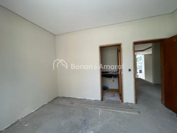 Imagem Casa à venda no Condomínio Portal do Jequitibá em Valinhos.

Sobrado com 3 suítes, sendo 1 suít...