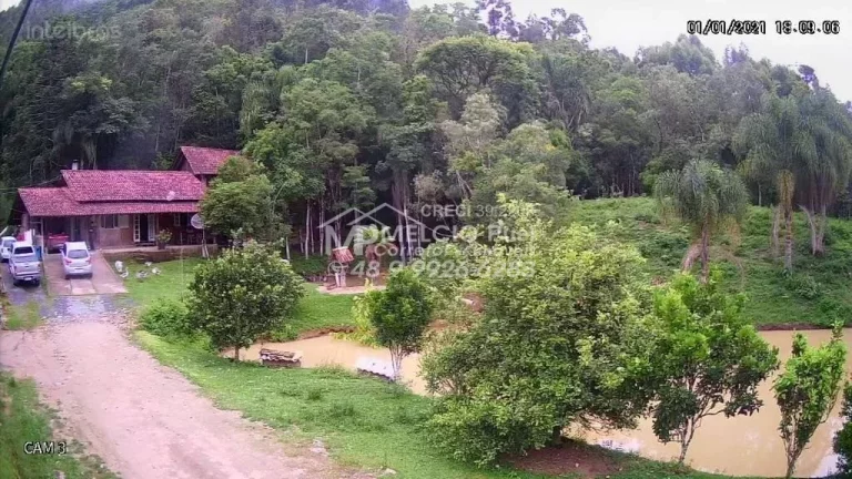 Ótimo sítio a venda em Pinheral SC. com 40.000m². Propriedade equipada para criação de animais. em Centro Pinheral SC