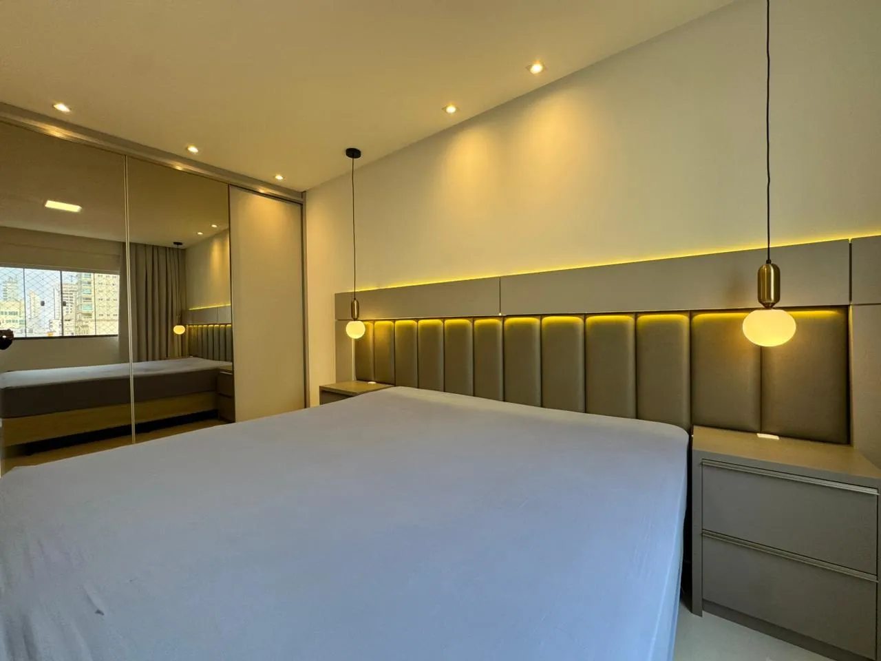 Imagem Apartamento à venda com 128m2 por R$ 1.900.000,00