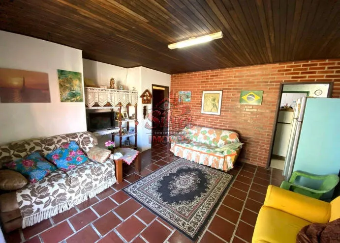 Imagem Casa documentada 3 dorm a 130m do mar, Sta. Terezinha