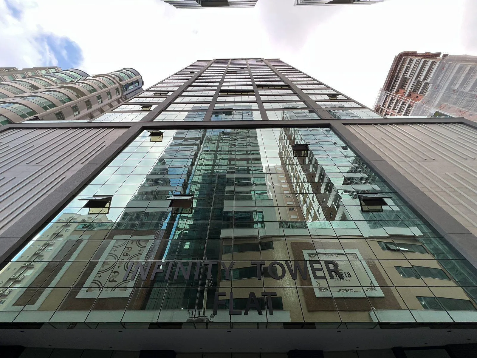 Foto do imóvel Flat à venda com 40m2 por R$ 990.000,00