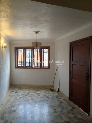 Imagem Casa assobrada com excelente localização! 
Quase esquina com Rua Paula Bueno e próximo Avenida Or...