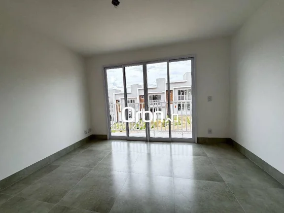 Imagem Sobrado com 3 dormitórios à venda, 96 m² por R$ 598.000,00 - Vila Maria Luiza - Goiânia/GO