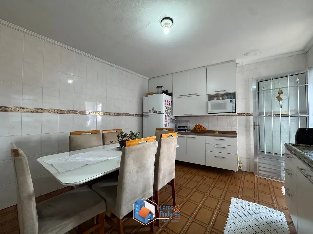 Imagem Sobrado para venda em Chácara Belenzinho com 3 quartos, sendo 1 suíte, 200m²