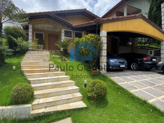 Foto do imóvel Casa à venda em Condomínio na Granja Viana em Avenida José Giorgi