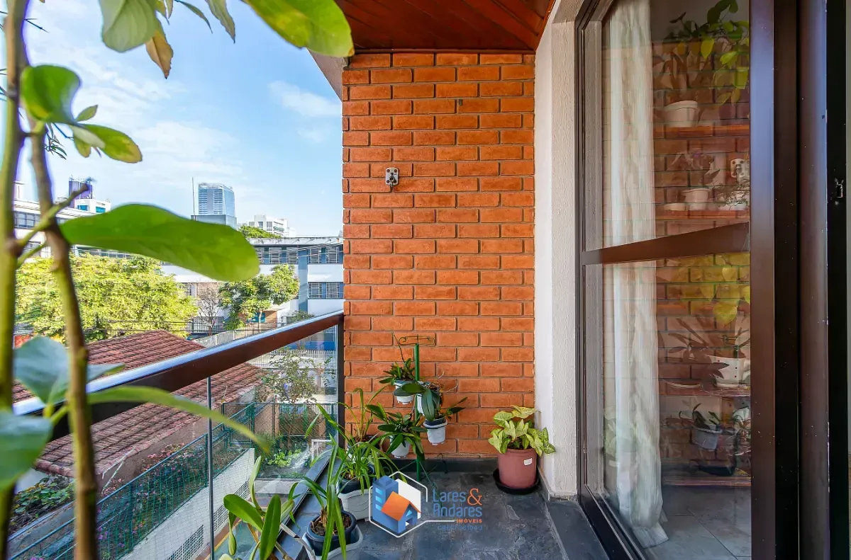 Imagem Apartamento para venda em Chácara Santo Antônio (Zona Sul) com 3 quartos, sendo 1 suíte, 104m²