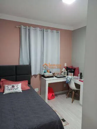 Imagem Sobrado com 3 dormitórios à venda, 120 m² por R$ 650.000,00 - Jardim Célia - Guarulhos/SP