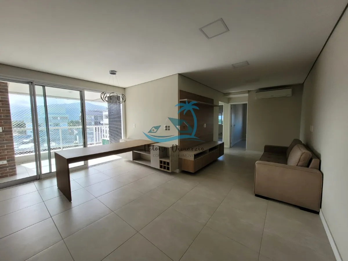 Imagem Excelente Apartamento com 3 dormitórios semi mobiliado e vista para o mar, a venda a 250 metros da orla de Itagua em Ubatuba.