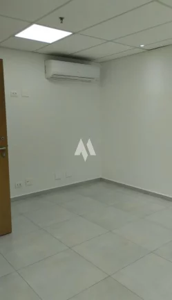 Imagem Conjunto comercial para locação com 104m², vista para Avenida Ana Costa.