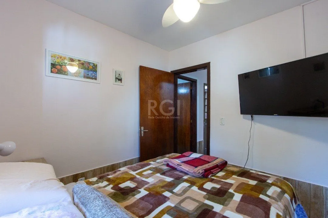 Imagem Casa para Venda - 111m², 3 dormitórios, sendo 1 suites, 1 vaga - Espirito Santo
