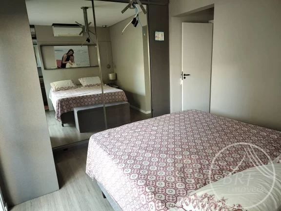 Imagem VENDO AMPLO APTO TÉRREO EM BALNEÁRIO/ESTREITO MOBILIAADO 3 SUÍTES E 2 VAGAS