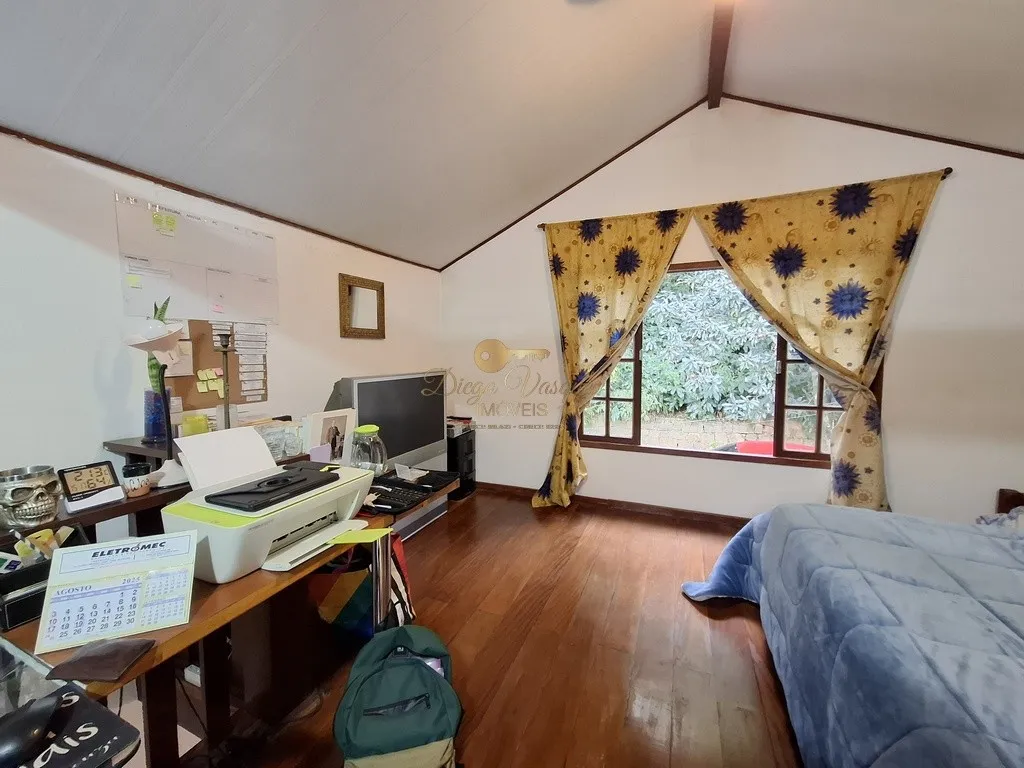 Imagem Casa para Venda em Teresópolis / RJ no bairro Granja Mafra
