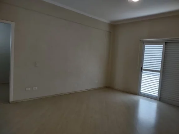 Imagem Casa à Venda no Condomínio Cabreúva-SP