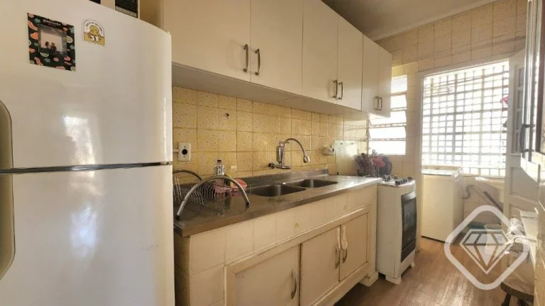 Imagem Apartamento no Centro Histórico com Sacada e Andar Alto

Brilhante Imóveis apresenta este ótimo a...