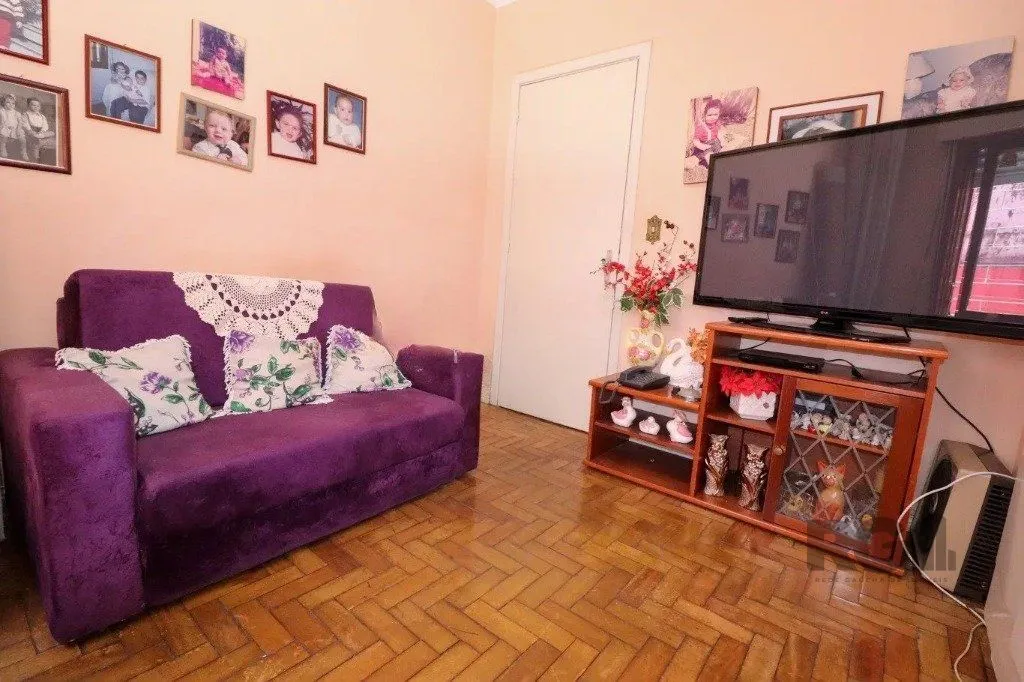 Imagem Casa com 3 dormitórios no bairro Cristo Redentor