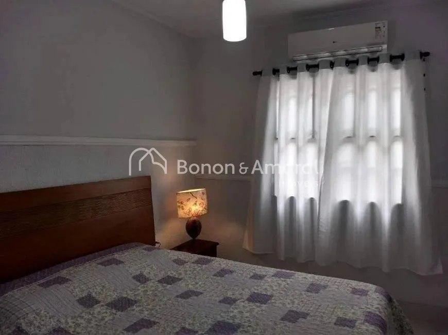 Imagem Casa com 3 Quartos e 2 banheiros à Venda, 200 m² por R$ 840.000