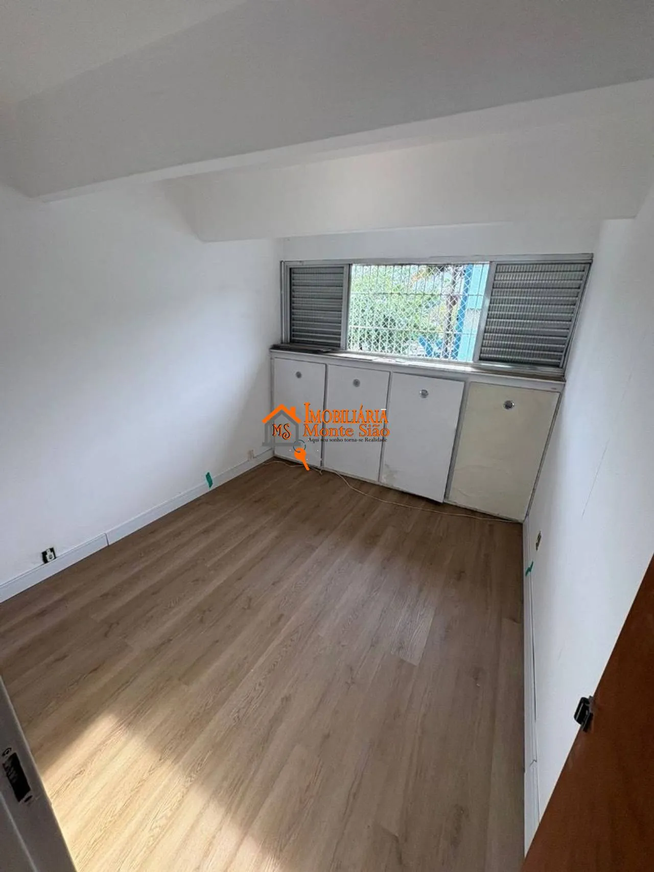 Imagem Apartamento com 3 dormitórios à venda, 63 m² por R$ 375.000,00 - Parque Cecap - Guarulhos/SP