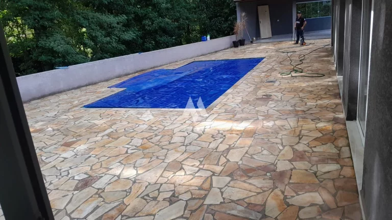 Imagem Casa à Venda em Condomínio Figueira Garden - Atibaia