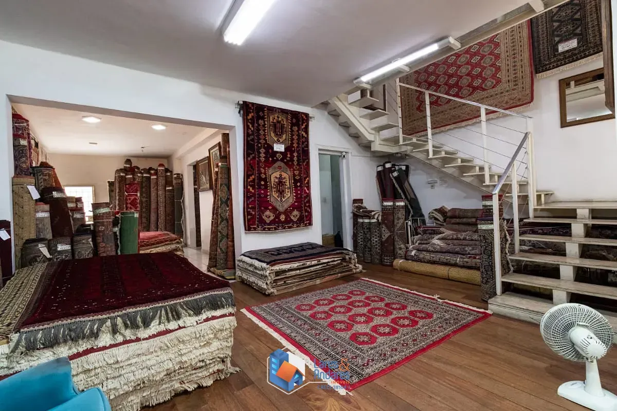 Imagem Casa comercial para venda em Pinheiros, 240m²