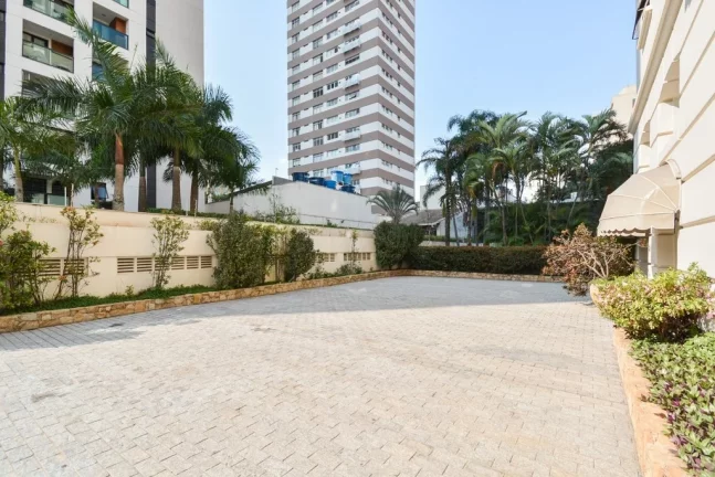 Imagem Apartamento à venda em São Paulo, Pinheiros, com 4 quartos, 246m2
