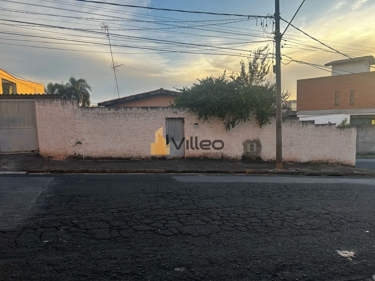 Imagem 564 m² em Localização Estratégica, Abaixo do Valor de Mercado, Aceita Permuta

Se você procura ...