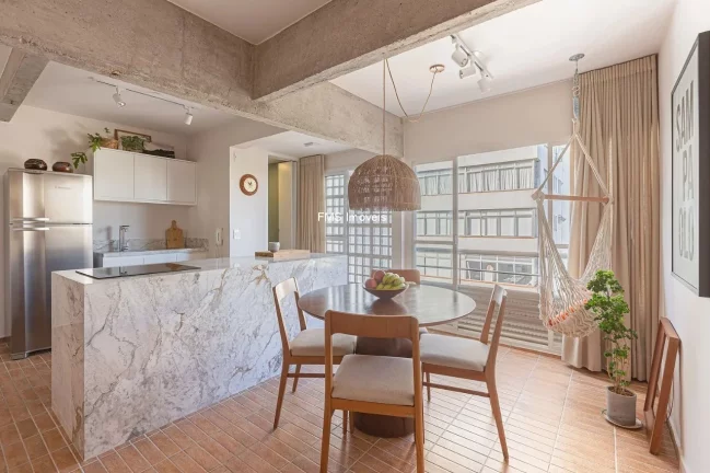 Foto do imóvel Apartamento à venda em São Paulo-SP, Jardim America: 2 quartos, 1 suíte, 1 sala, 2 banheiros, 65m².