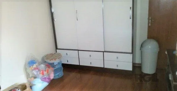 Imagem Casa em condomínio no Partenon de 3 dormitórios e vaga