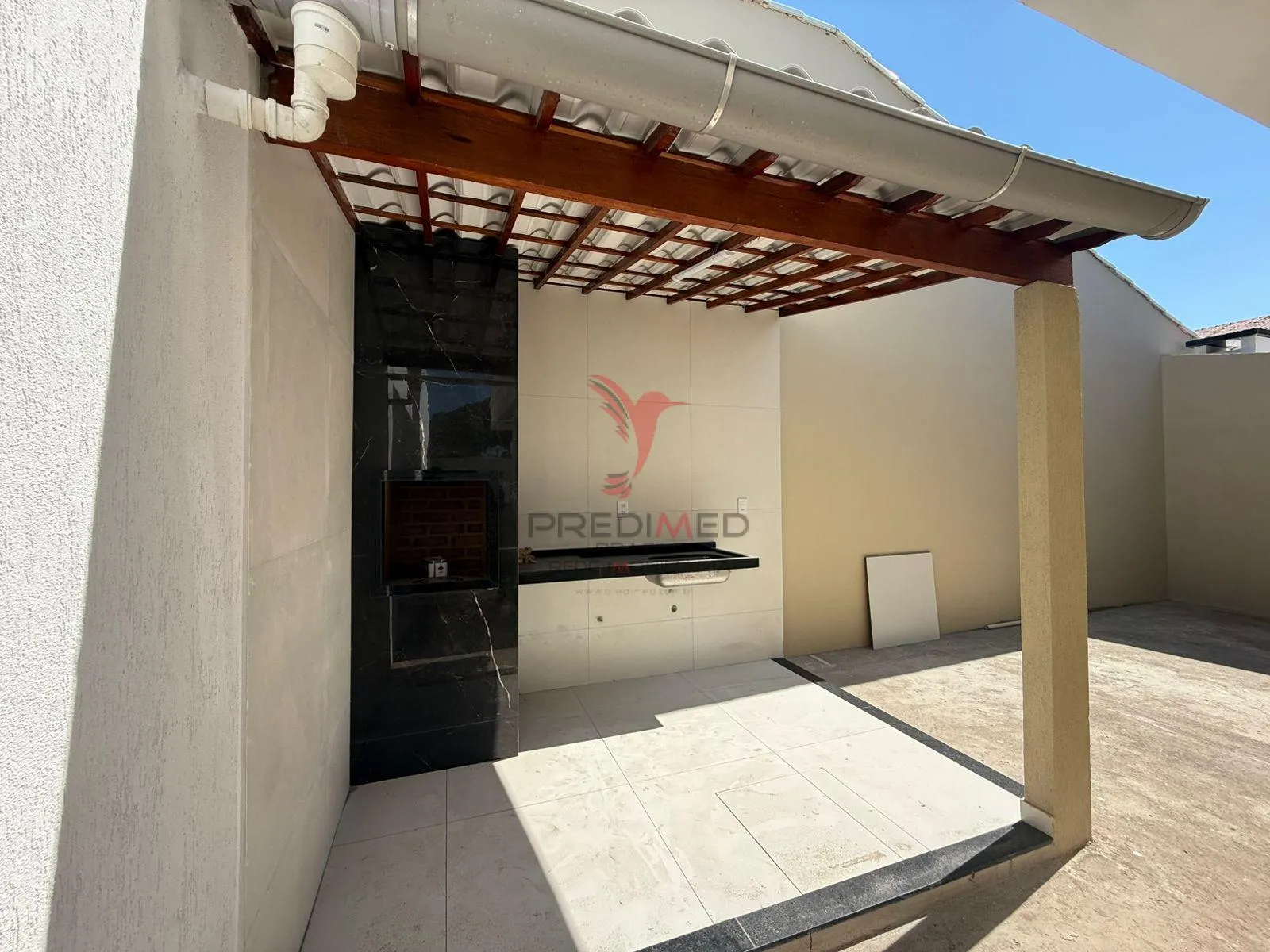 Imagem Excelente casa com área gourmet, churrasqueira,no Centro de Iguaba Grande