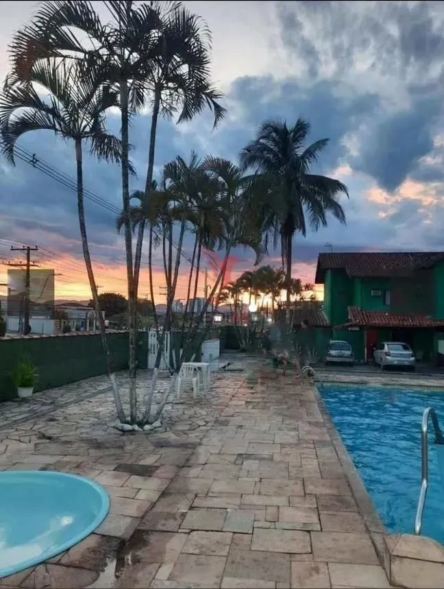 Imagem SOBRADO MOBILIADO EM CONDOMÍNIO FECHADO - PRÓXIMO À PRAIA