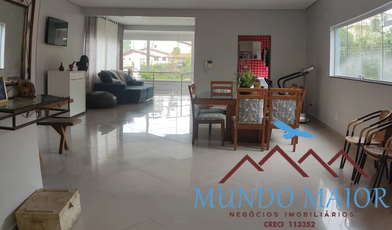 Imagem Sobrado Alto Padrão no Jardim Pedroso-3 Suítes e 4 Vagas Estuda Permuta!