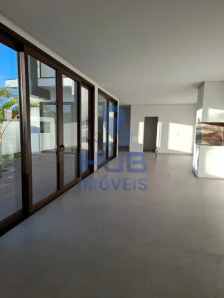 Imagem Casa com 3 dormitórios à venda sendo 3 suítes, 280.65 m² por - R$ 5.550.000,00 - Perequê - Porto Belo/SC