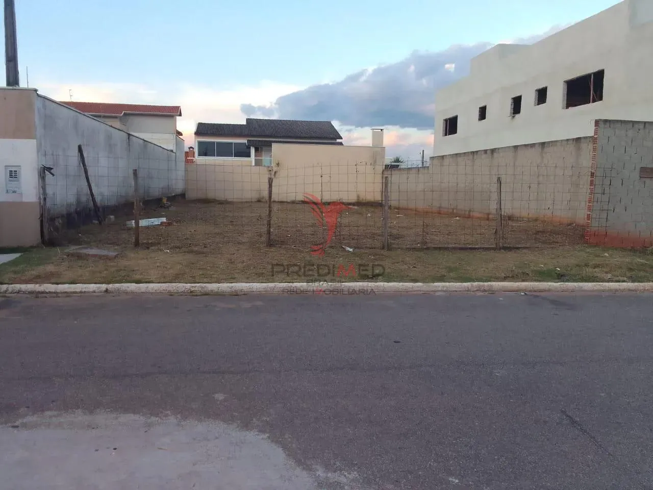 Imagem Excelente terreno com projeto aprovado no Village Mantiqueira em Guaratinguetá/SP
