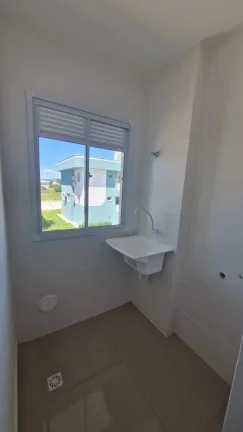 Imagem Apartamento Novo de 2 Quartos no Condomínio Estrela do Mar em Garopaba-SC