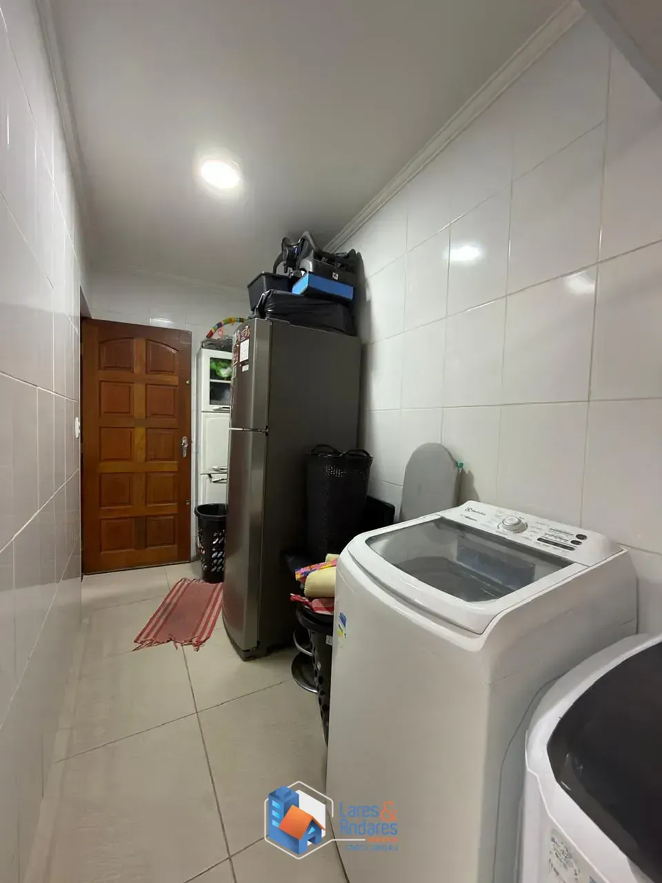 Imagem Sobrado para venda em Vila Nivi com 3 quartos, sendo 1 suíte, 100m²