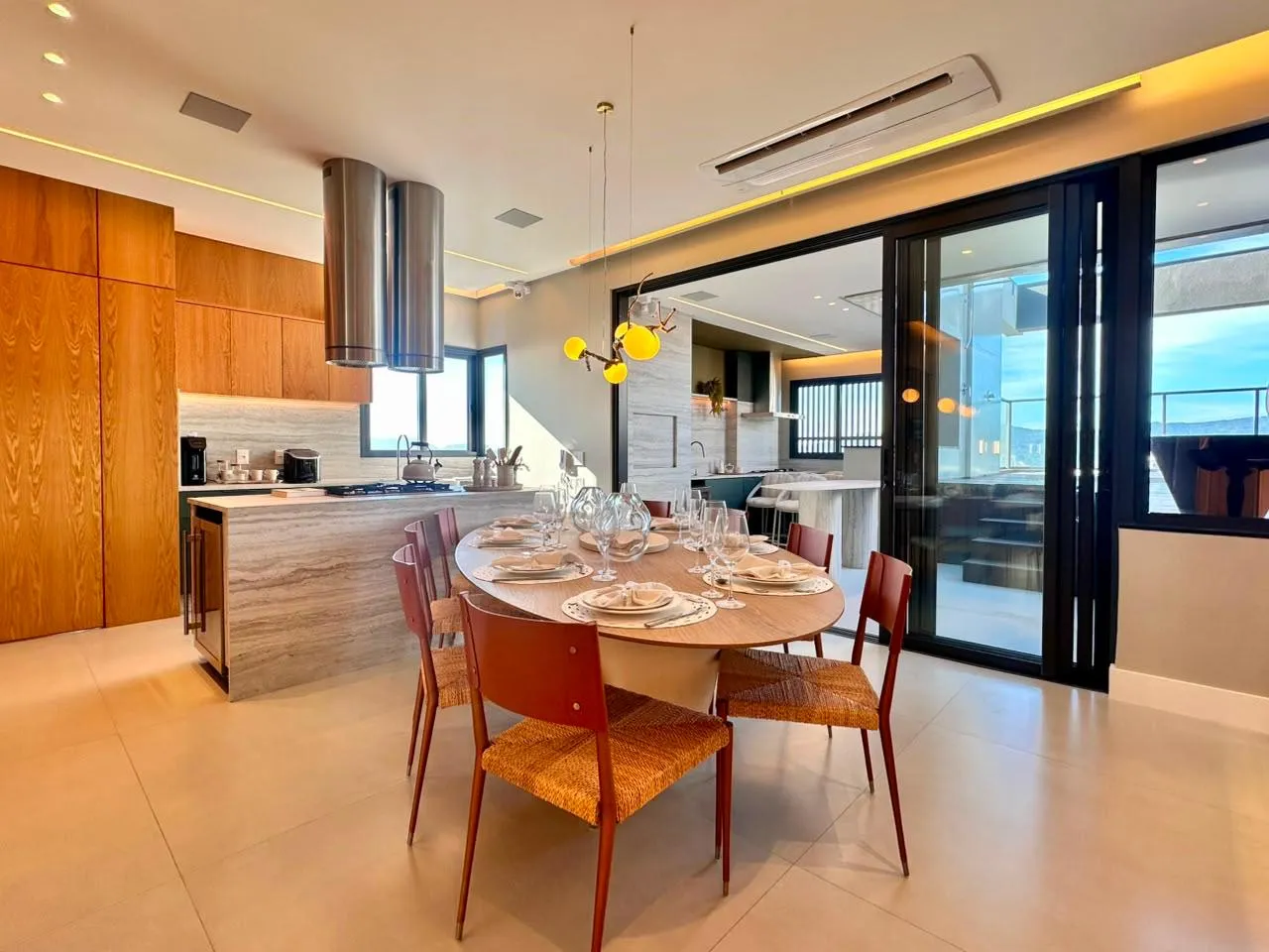 Imagem Apartamento com vista para o mar à venda com 264m2 por R$ 10.500.000,00