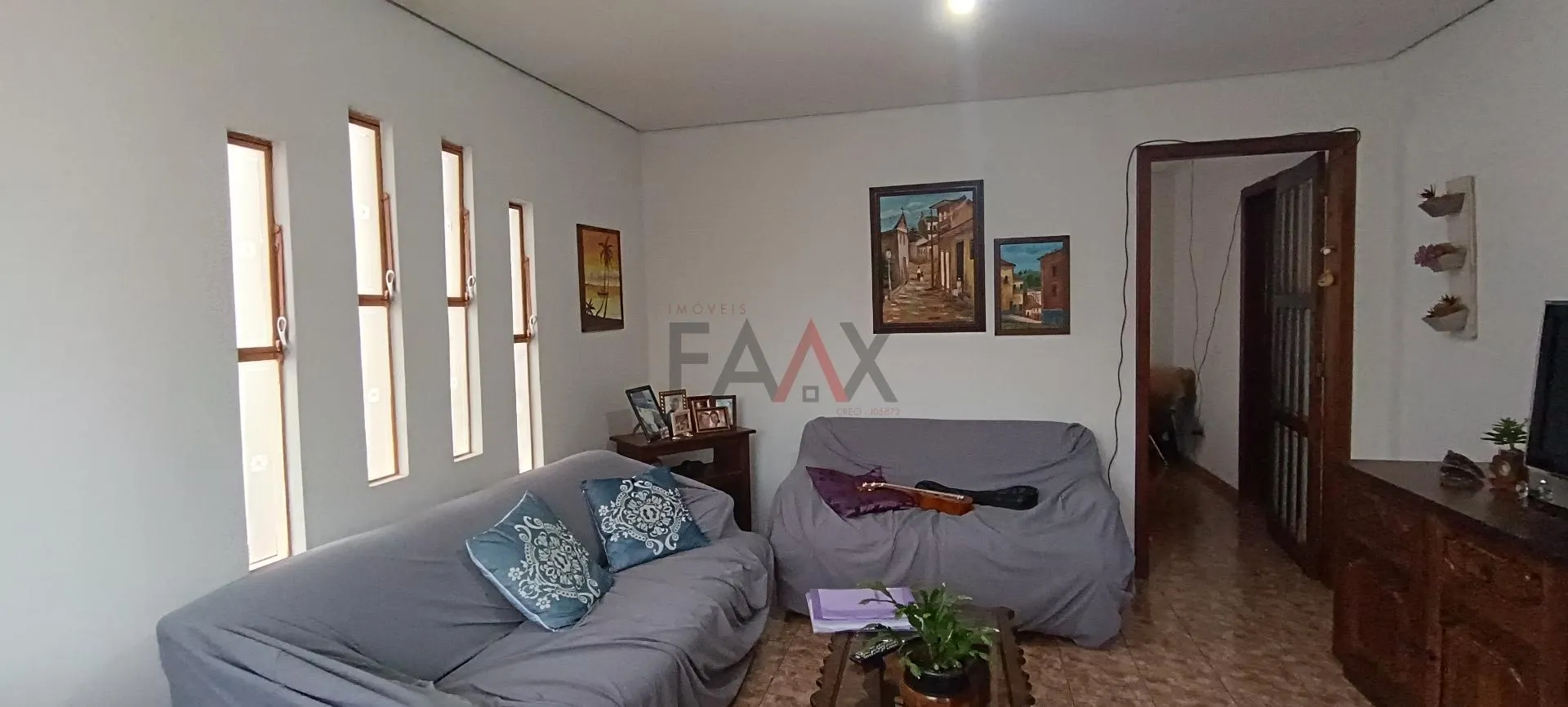 Imagem Casa à venda na Santa Cruz com 603m de terreno em Guarapuava PR