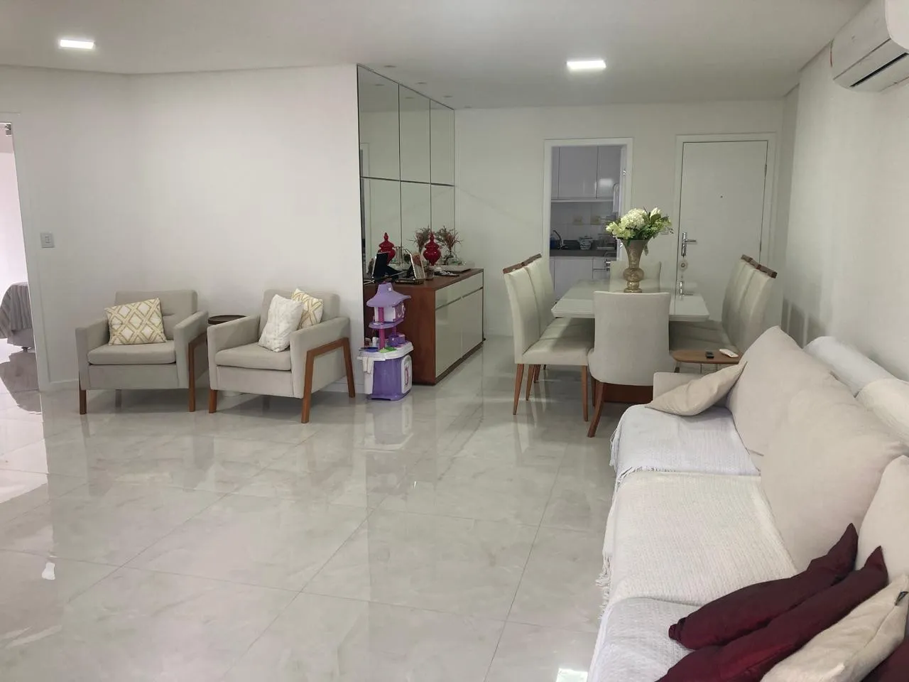 Imagem Apartamento com 3 quartos à venda em Vila Velha