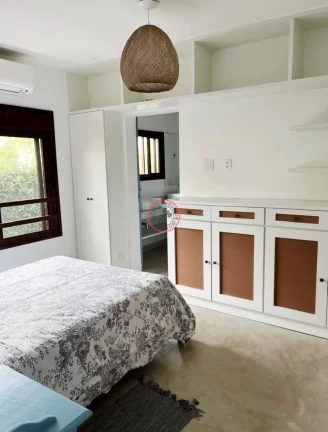 Imagem CASA EM CAMBURIZINHO COM 3 SUITES +2 QUARTO SALA DE ESTAR ,SALA DE JANTAR VARANDA C/ AREA GOURMET, 3 VAGAS, 350 METROS DA PRAIA