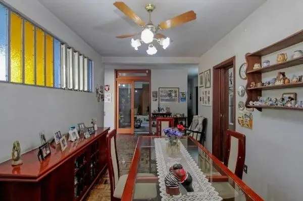 Imagem Casa 3 dormitórios ampla, perto da PUC