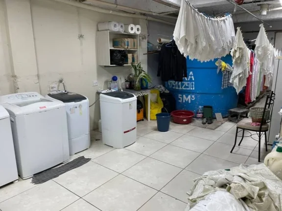 Imagem Vendo Prédio Comercial em Santo André, Campestre