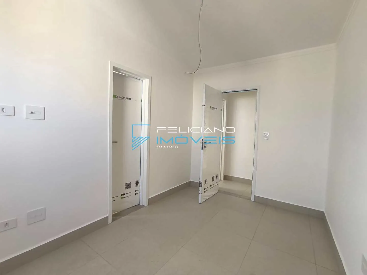 Imagem Apartamento com 2 quartos, Real, Praia Grande - R$ 600 mil, Cod: 5727