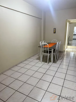 Imagem QUALIDADE DE VIDA A UMA QUADRA DO MAR.