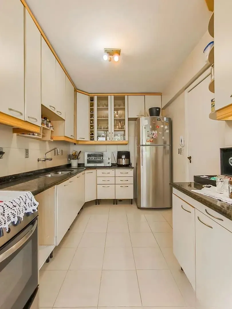 Imagem Apartamento de 3 dormitórios á venda no Bairro Bela Vista - Porto Alegre