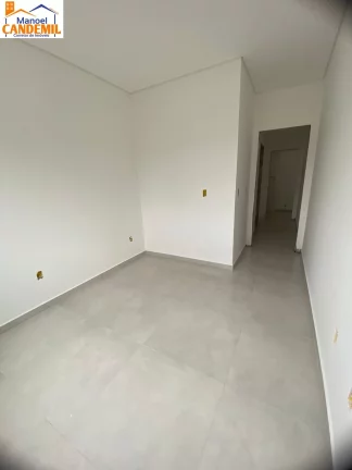 Imagem Sobrado Geminado em Iririú, Joinville/SC