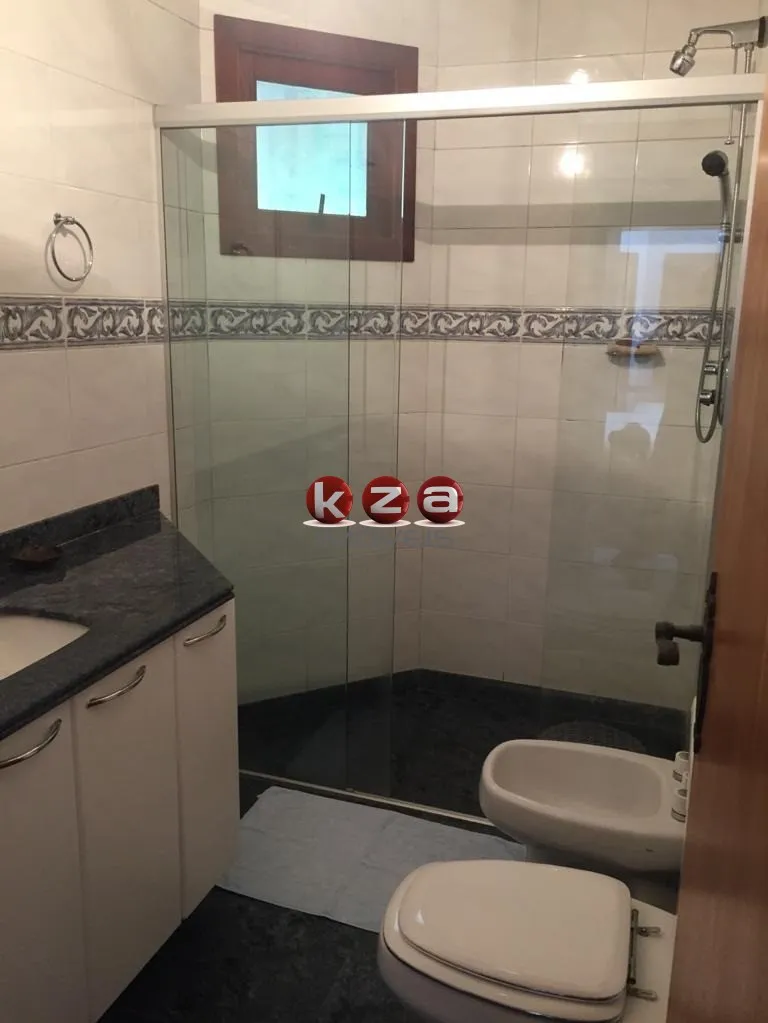 Imagem Casa de luxo em condomínio: 5 quartos, 5 suítes, 4 salas e mais - Venda em Descansópolis, Campos do Jordão-SP