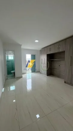 Imagem Sobrado à Venda com 181m², 3 dormitórios, 1 suíte, 1 sala e 5 vagas!!!