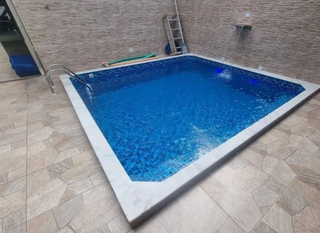 Imagem CASA COM 120,00 m² - GUILHERMINA - PRAIA GRANDE SP