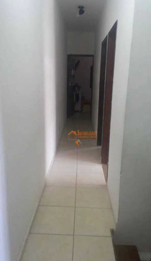 Imagem Sobrado com 3 dormitórios à venda, 195 m² por R$ 680.000,00 - Vila Hulda - Guarulhos/SP