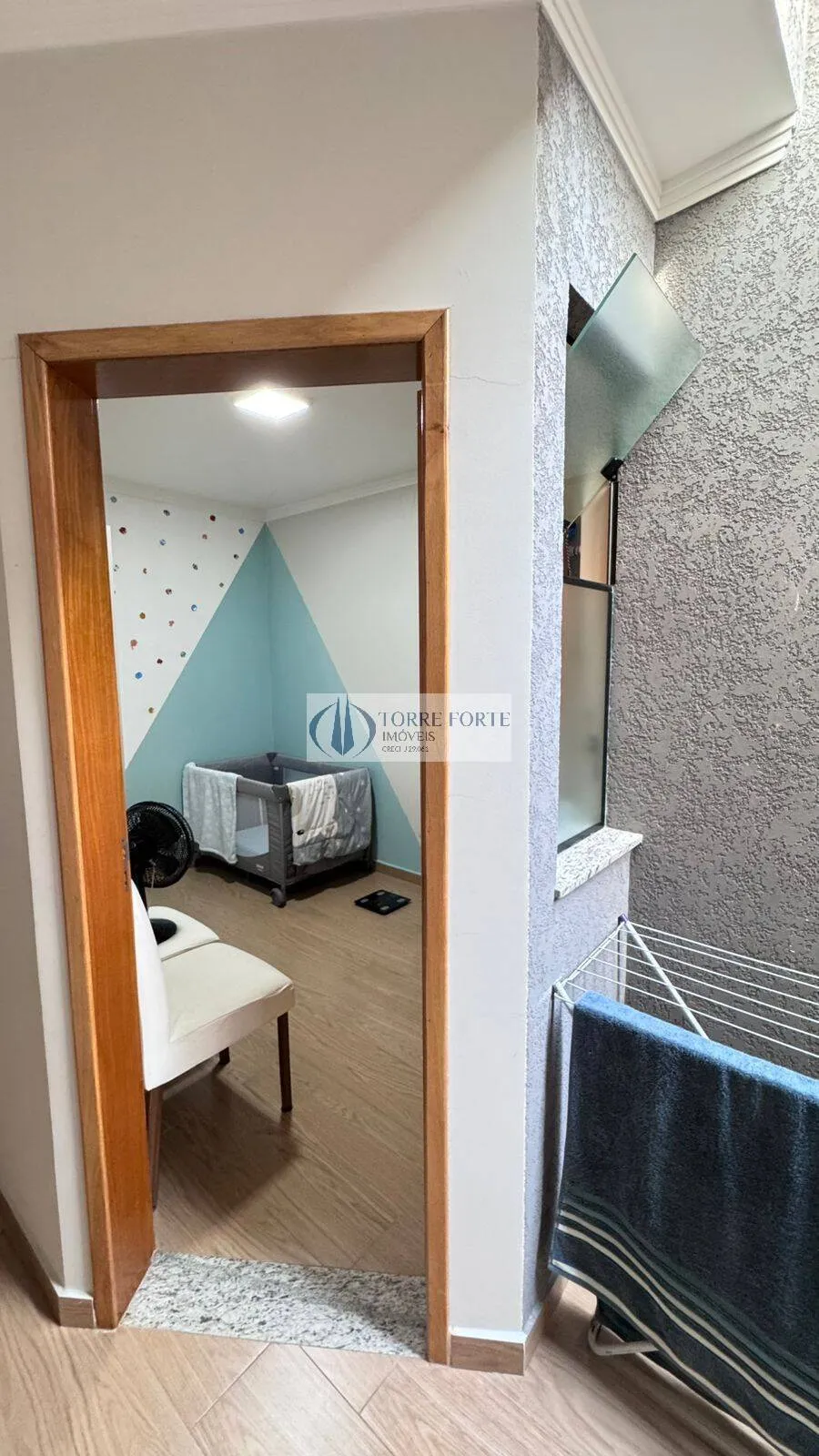 Imagem Belo Sobrado com 3 Suítes, 2 Vagas de Garagem e Piscina na Vila Carrão