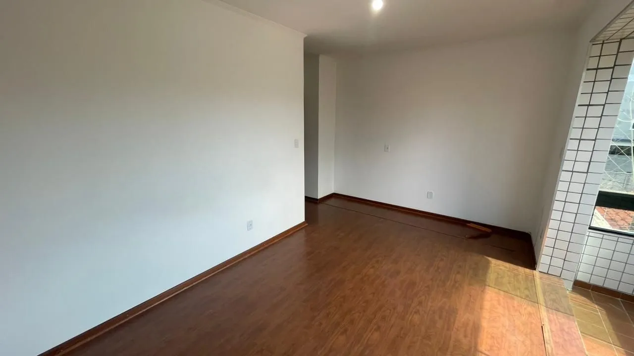Imagem Apartamento mobiliado 3 dorms, 135m², suíte e 2 vagas - Jardim Lindóia